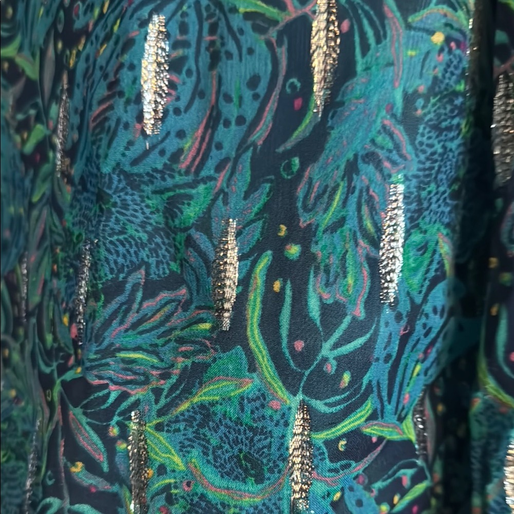 Lilly Pulitzer woven top - Picture 3 of 3